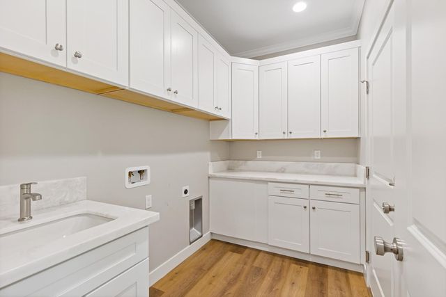 5946 Grove Ave, Marysville, CA 95901