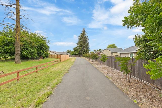 5946 Grove Ave, Marysville, CA 95901