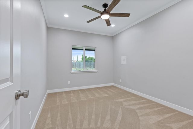 5946 Grove Ave, Marysville, CA 95901