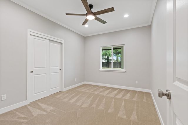 5946 Grove Ave, Marysville, CA 95901