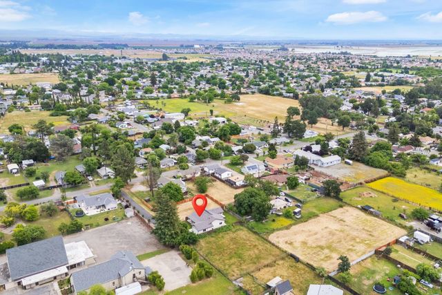 5946 Grove Ave, Marysville, CA 95901