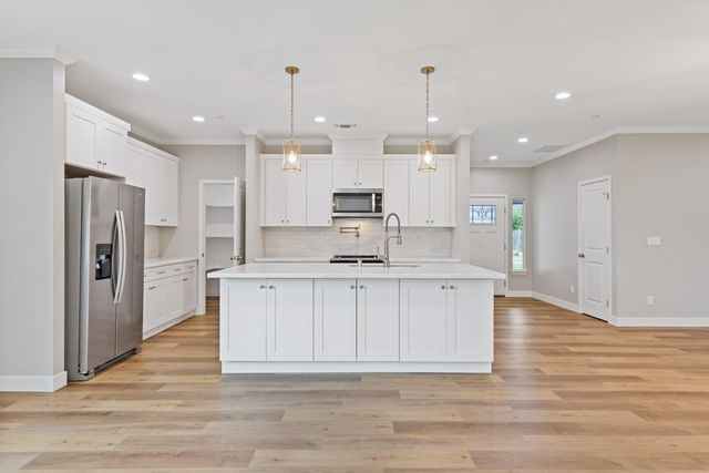 5946 Grove Ave, Marysville, CA 95901