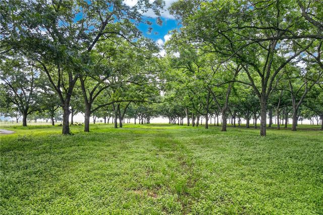 14575 County Road 227, Caldwell, TX 77836