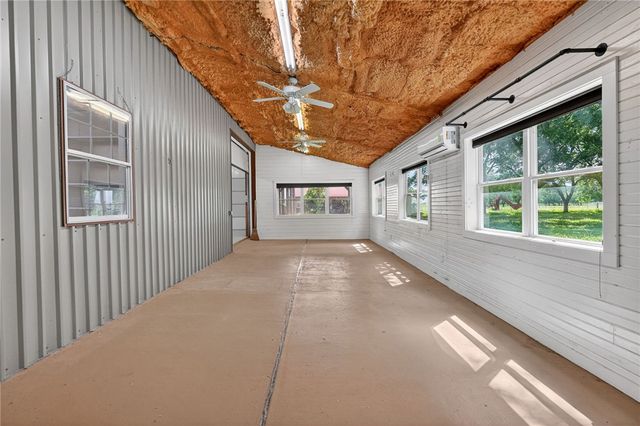 14575 County Road 227, Caldwell, TX 77836