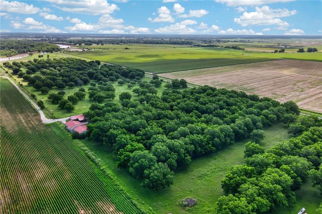 14575 County Road 227, Caldwell, TX 77836