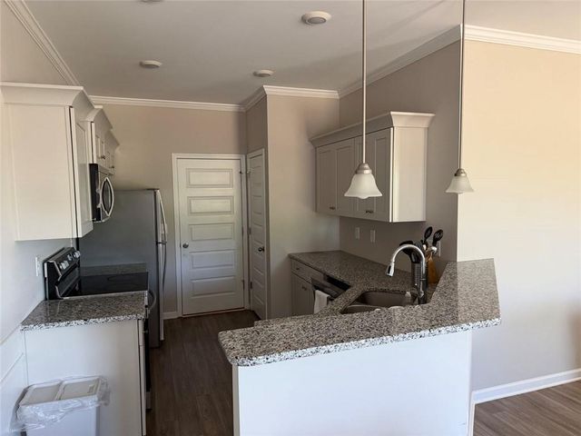 325 Melody Lane, Cartersville, GA 30121