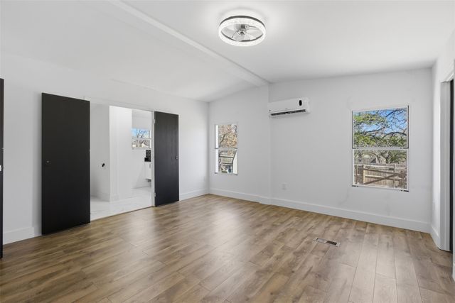 154 Clark Jason LN, Cedar Creek, TX 78612