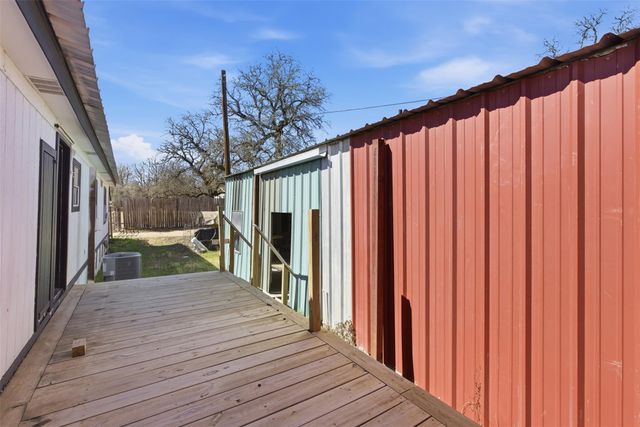 154 Clark Jason LN, Cedar Creek, TX 78612