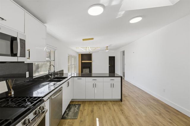 154 Clark Jason LN, Cedar Creek, TX 78612