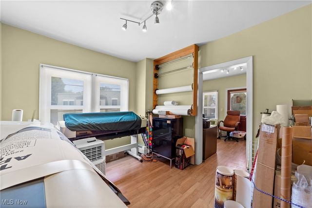 2280 W 10th Street, Cleveland, OH 44113