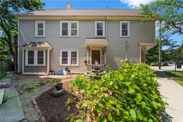 2280 W 10th Street, Cleveland, OH 44113