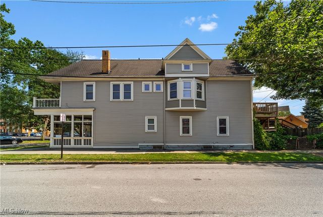 2280 W 10th Street, Cleveland, OH 44113