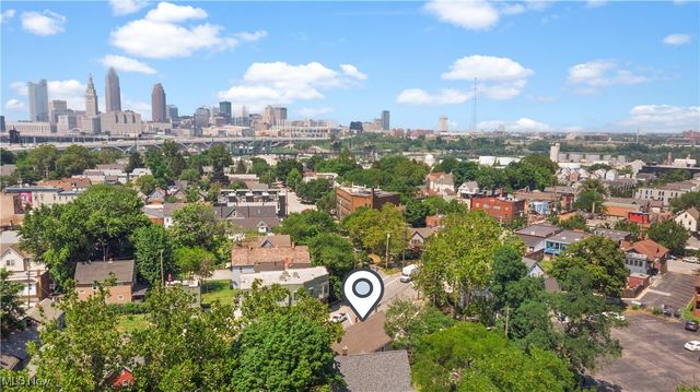 2280 W 10th Street, Cleveland, OH 44113