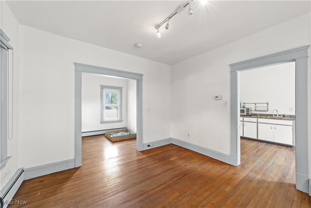 2280 W 10th Street, Cleveland, OH 44113