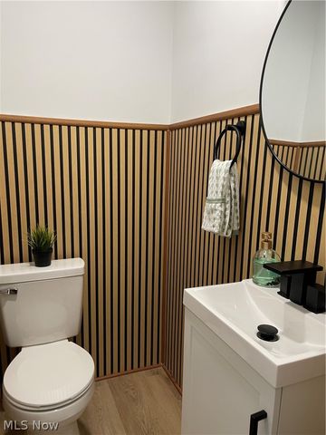 802 Orlando Avenue, Akron, OH 44320