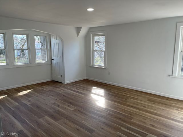 802 Orlando Avenue, Akron, OH 44320