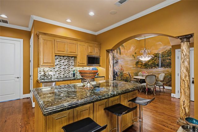2713 Calder Court, Fort Worth, TX 76107