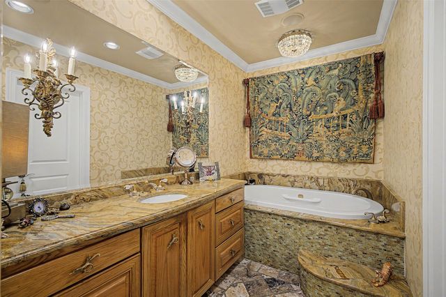 2713 Calder Court, Fort Worth, TX 76107