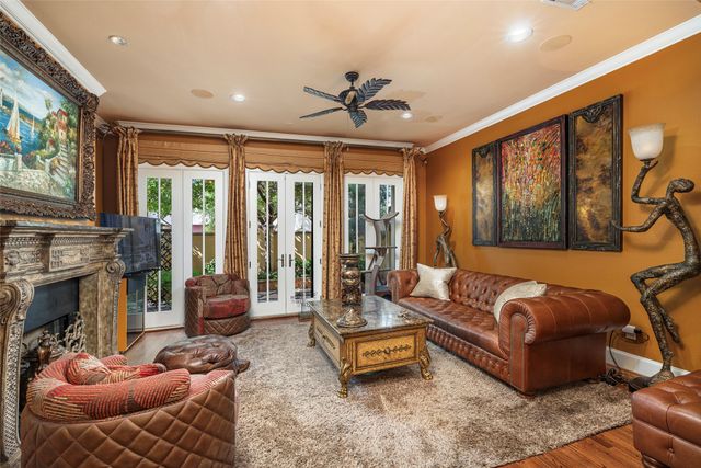 2713 Calder Court, Fort Worth, TX 76107