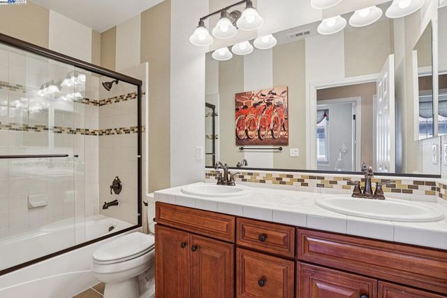 622 Moss Way, Hayward, CA 94541