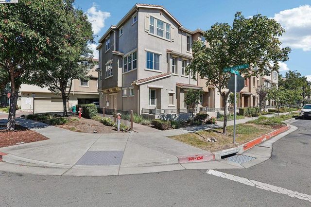 622 Moss Way, Hayward, CA 94541