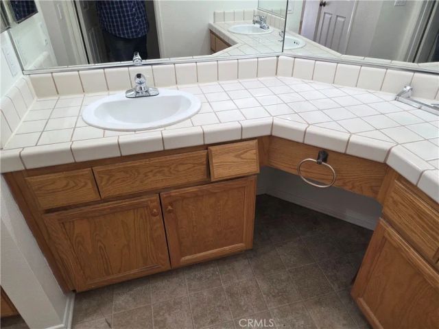 19099 Frances, Apple Valley, CA 92308
