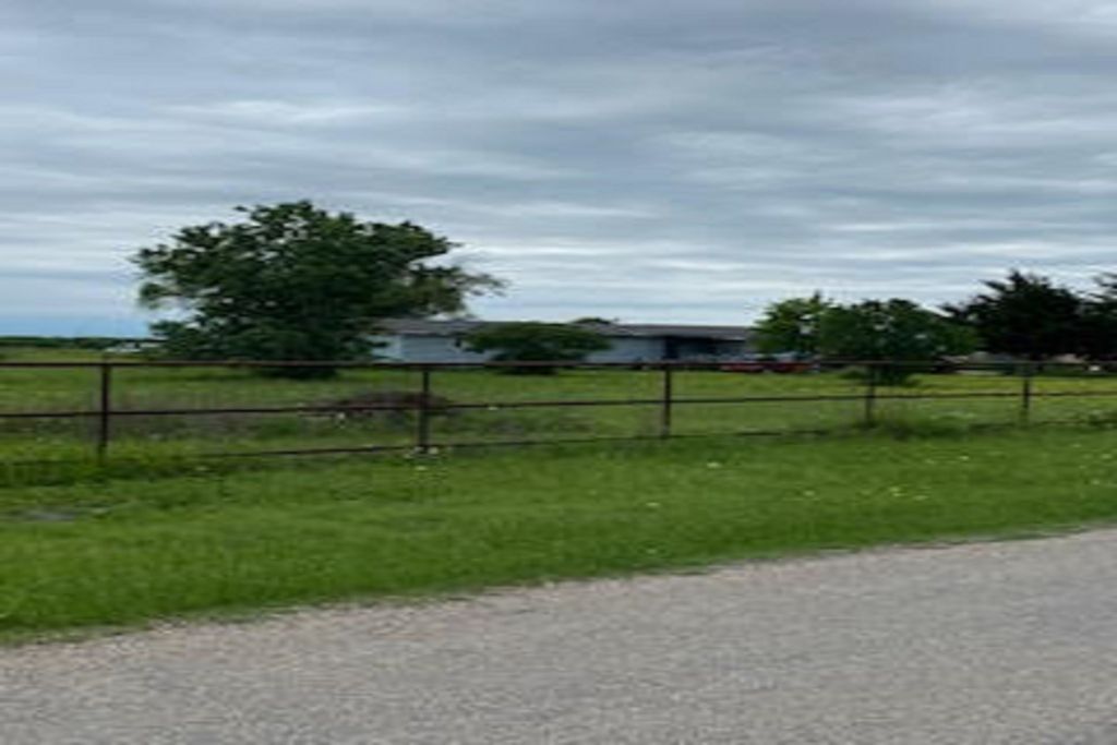 735 Wester Road, Ferris, TX 75125