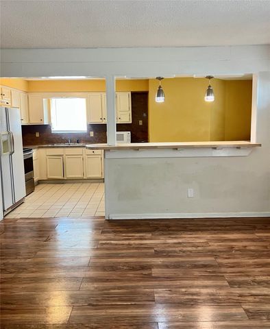 502 Saint Charles Street, League City, TX 77573