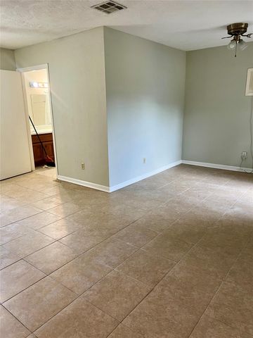 502 Saint Charles Street, League City, TX 77573