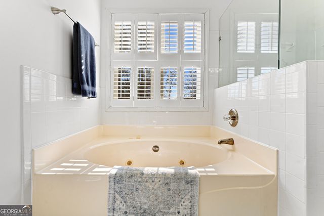 1 Cherrystone Circle, Suwanee, GA 30024