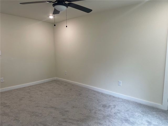 202 Parrott Drive, Huntsville, AR 72740