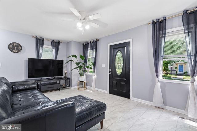 203 NEW JERSEY RD, Brooklawn, NJ 08030