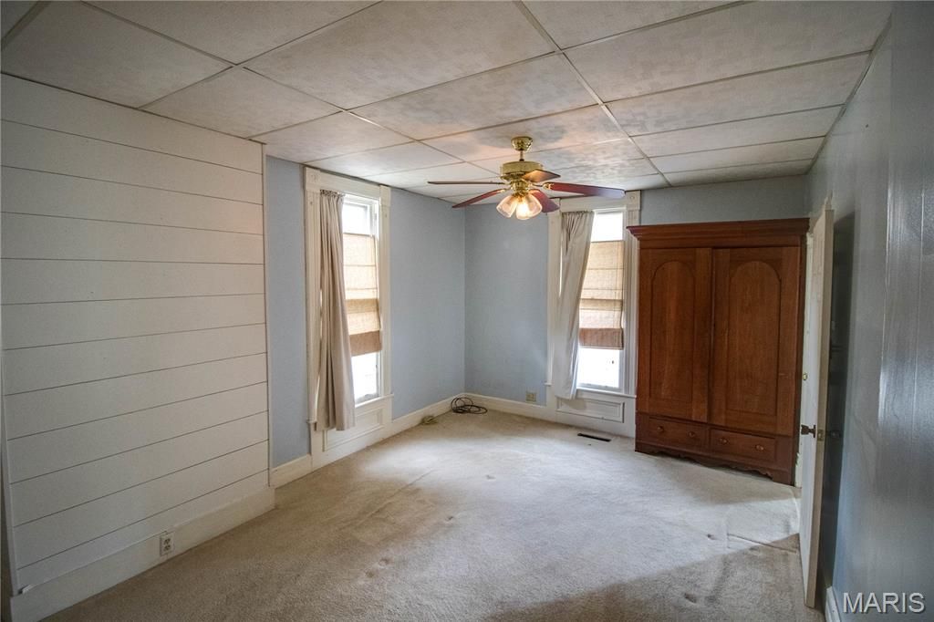 Image 28 of property listing at 332 N High Street, Carlinville, IL 62626