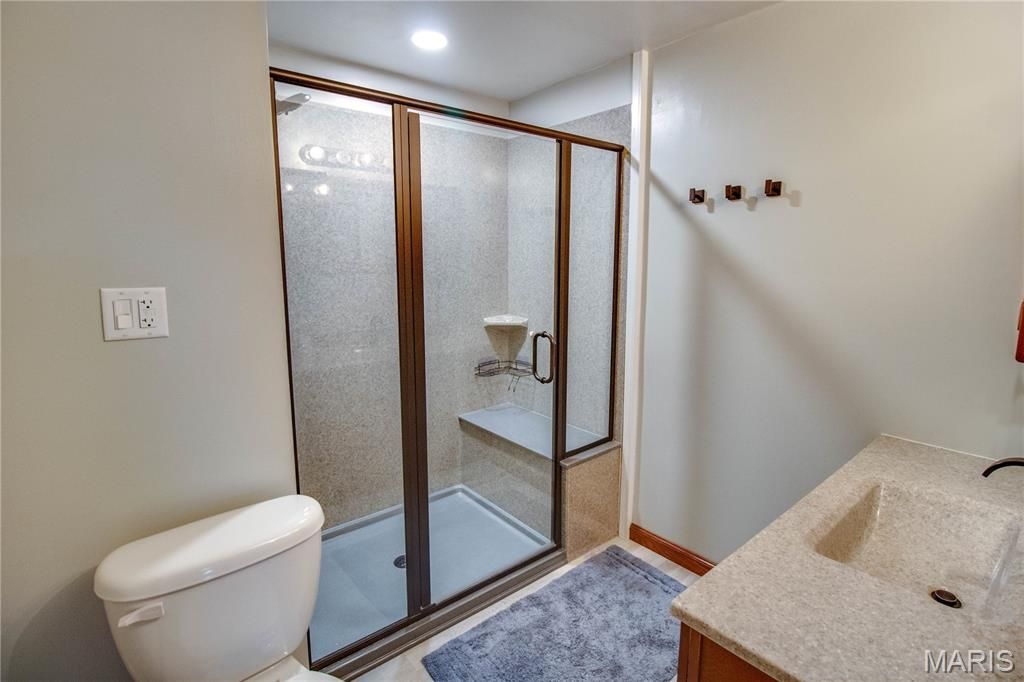 Image 31 of property listing at 332 N High Street, Carlinville, IL 62626