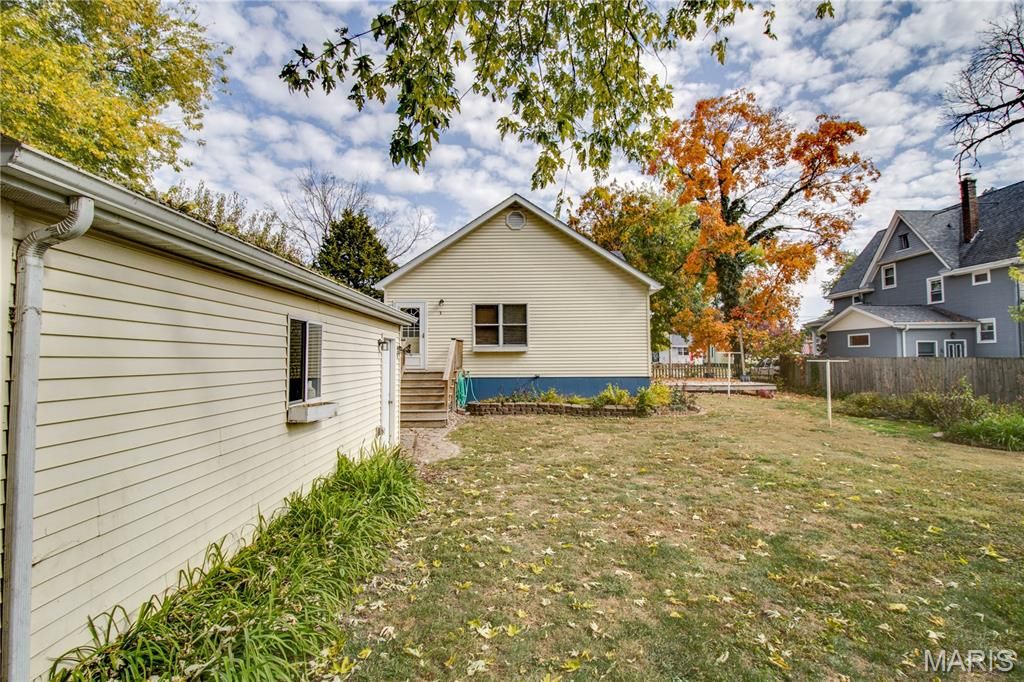 Image 55 of property listing at 332 N High Street, Carlinville, IL 62626