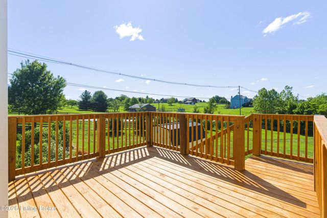 35 Grant Ct, Taylorsville, KY 40071