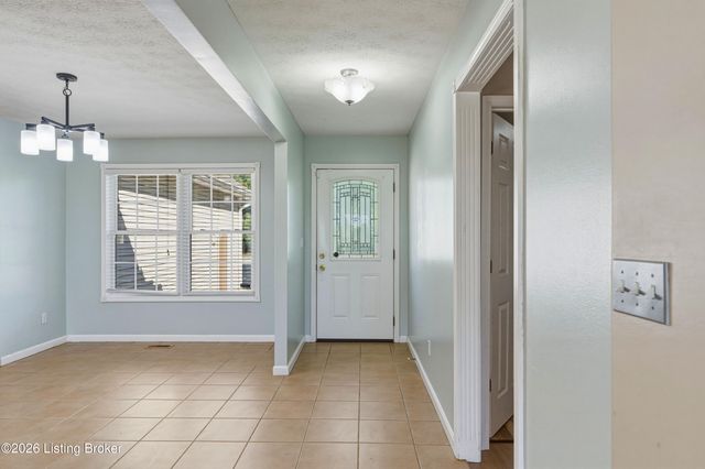 35 Grant Ct, Taylorsville, KY 40071