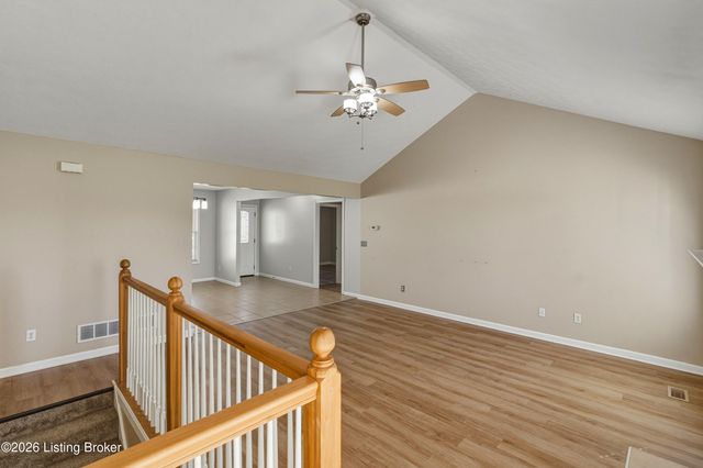 35 Grant Ct, Taylorsville, KY 40071