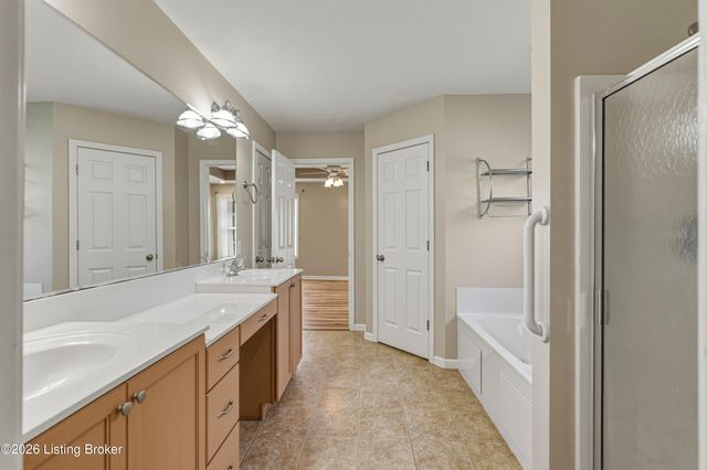 35 Grant Ct, Taylorsville, KY 40071