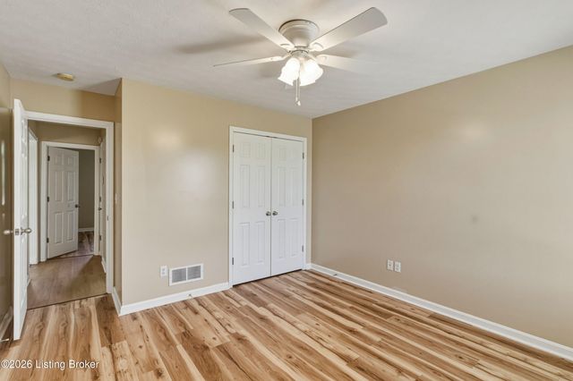 35 Grant Ct, Taylorsville, KY 40071