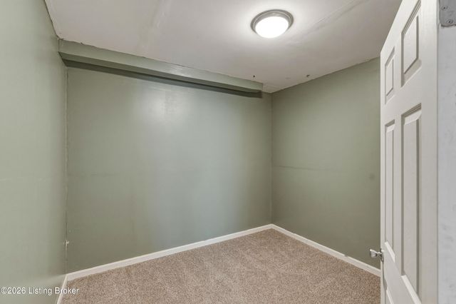 35 Grant Ct, Taylorsville, KY 40071