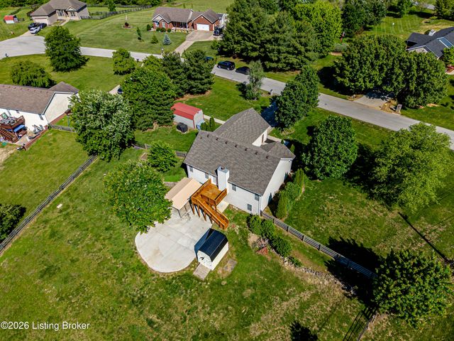 35 Grant Ct, Taylorsville, KY 40071
