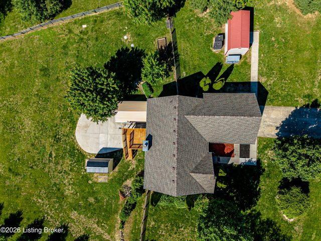 35 Grant Ct, Taylorsville, KY 40071