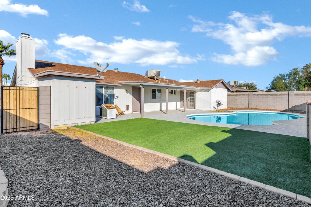 1605 W MARIPOSA Drive, Chandler, AZ 85224