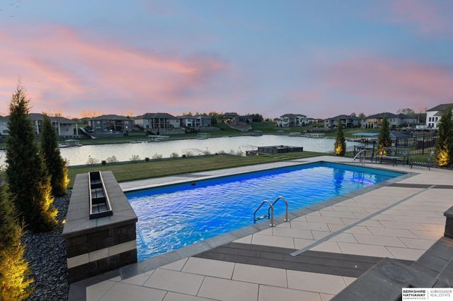 12616 N 178th Circle, Bennington, NE 68007