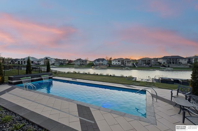 12616 N 178th Circle, Bennington, NE 68007