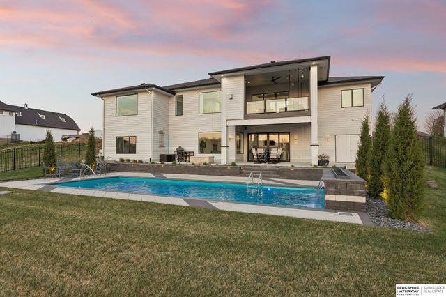 12616 N 178th Circle, Bennington, NE 68007
