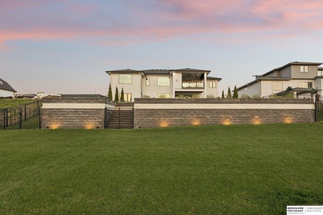 12616 N 178th Circle, Bennington, NE 68007