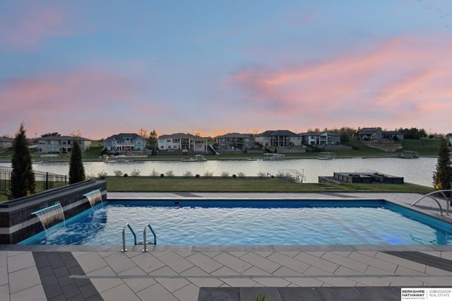 12616 N 178th Circle, Bennington, NE 68007