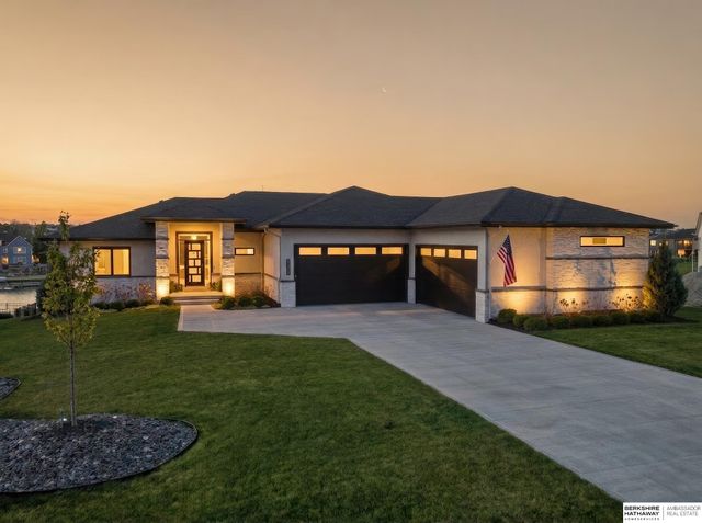 12616 N 178th Circle, Bennington, NE 68007